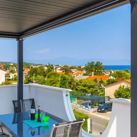 Apartament Perla Vantacici